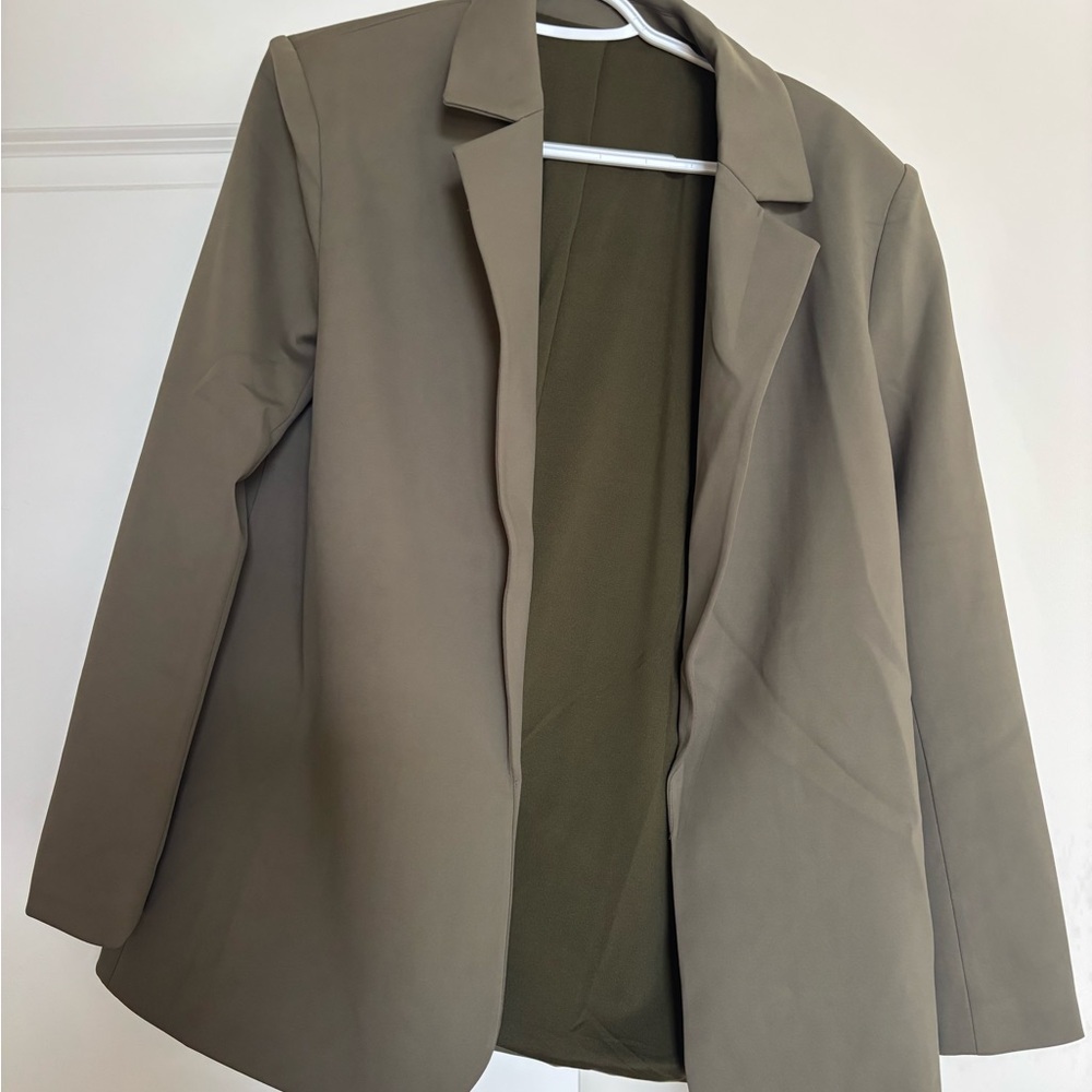 NWT Cupshe x JoJo Olive Green Longline Blazer - Picture 3 of 6